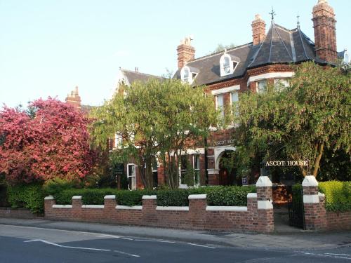 Heworth House | Ascot House