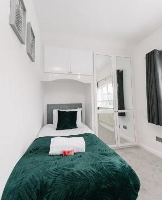 Moffat House | Asentral Homes