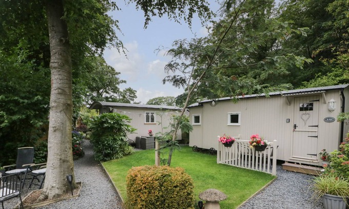 Haverthwaite Cottage | ASH, pet friendly, with a garden in Newby Bridge