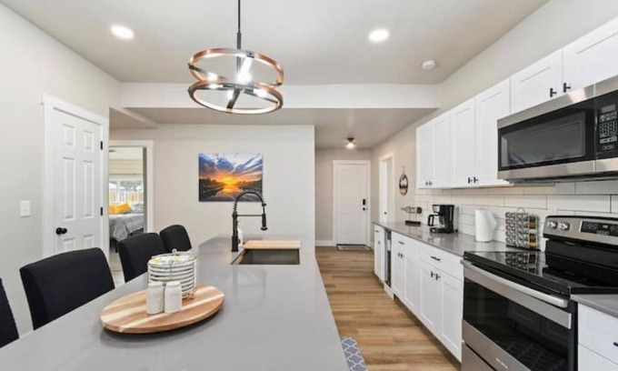 Caldwell House | Ash Street Retreat