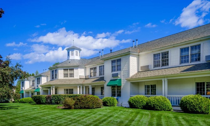 Egg Harbor Hotel | Ashbrooke Hotel