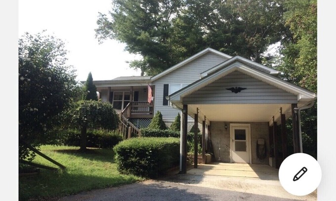 Arden Apartment | Asheville Getaway near AVL airport/Breweries/Fun