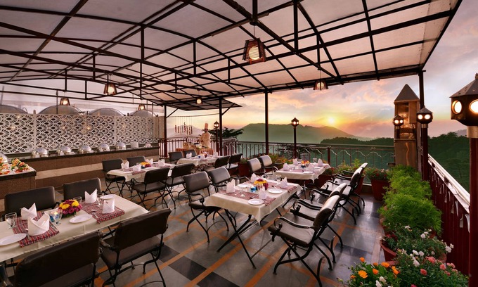 Chhota Shimla Hotel | Ashiana Clarks Inn, Shimla