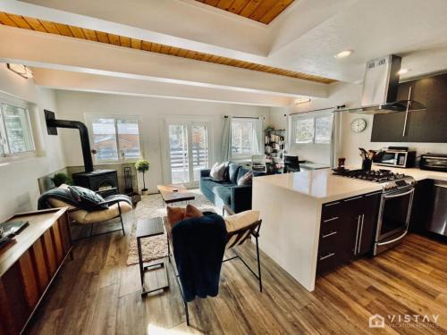 Summit Park House | Aspen Alcove - Amazing Views Private Hot Tub