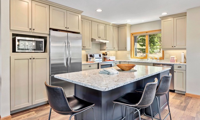 Windcliff Estates House | Aspen Spirit Vacation Home at Windcliff by RedAwning