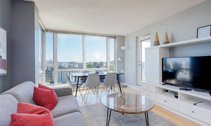 Downtown Victoria Condo | Astoria Cityscapes-Stunning Ocean and Mountain Views by Victoria Prime!