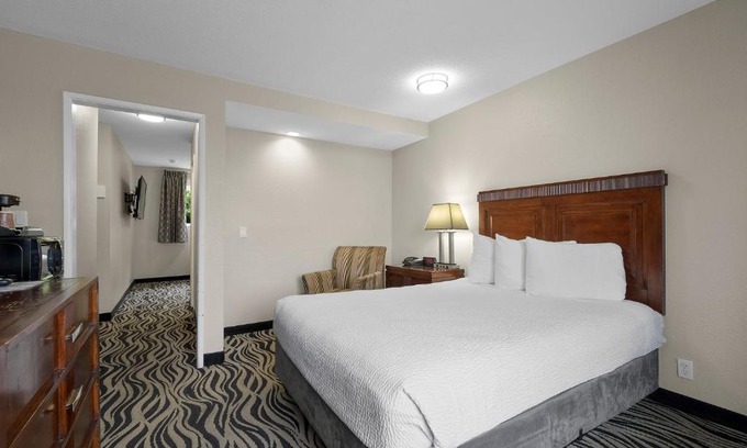Astoria Hotel | Astoria Rivershore Motel