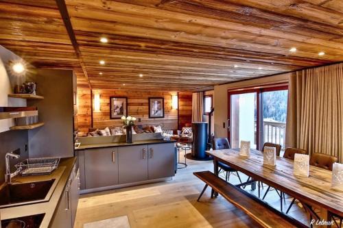 Peisey-Nancroix Ski Chalet | Astraea