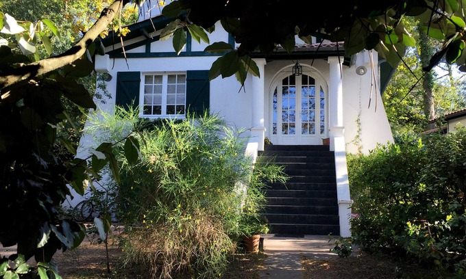 Pyla-sur-Mer Villa | At Le Pyla, in the heart of the Corniche district, family villa under the pines