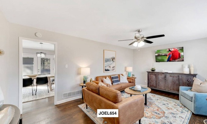 Addison Heights House | ATH - Kennesaw - 3BR - Fenced -Pet Friendly (joel)