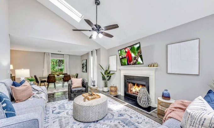 Kennesaw House | ATH - Kennesaw - 3BR - Pet Friendly - (4210)