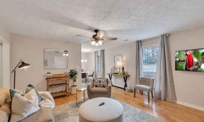 Marietta House | ATH - Marietta - 2BR-Pet Friendly-Stepless BoothRoad210B