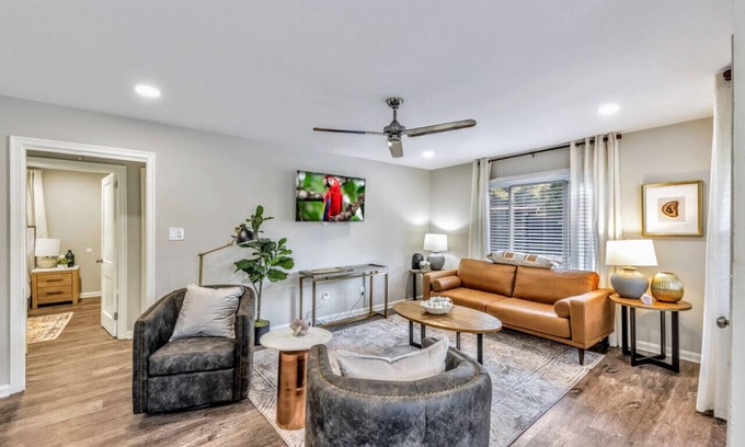 Mableton House | ATH-New Modern Mableton- Ranch- Fenced4Pets (811)