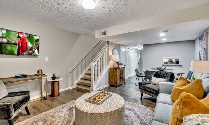 Smyrna House | ATH - Smyrna - 2BR - Sleeps 6 - Pet Friendly (1695)