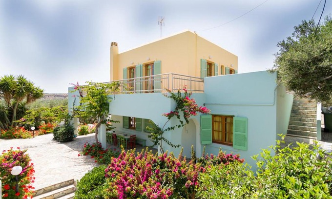 Skotino House | Athena Villas Olive Grove & Estate