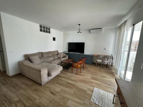 Cerro del Aguila Apartment | ATICO AMPLIO Y LUMINOSO