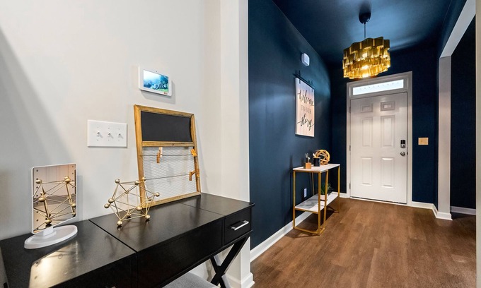 Church Street House | Atlanta HotSpot with BBQ Grill and games.
