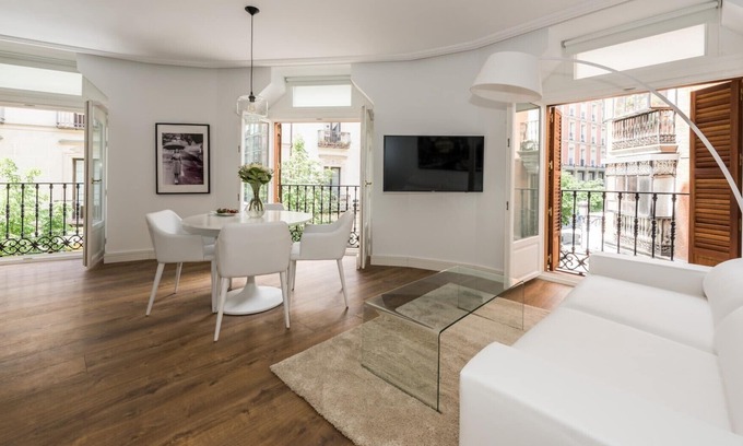 Literary Quarter Apartment | Atocha Corner - Barrio de las Letras