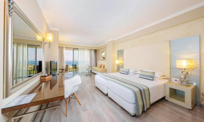 Petaloudes Hotel | ATRIUM PLATINUM