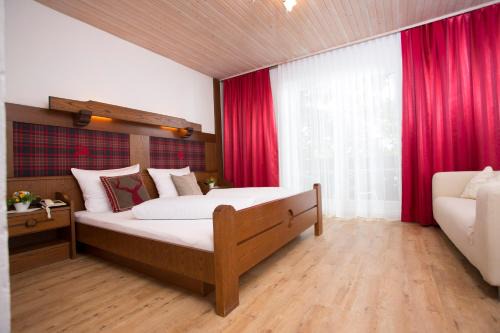 Sankt Georgen im Attergau Hotel | Attergau Rooms - Self Check-In