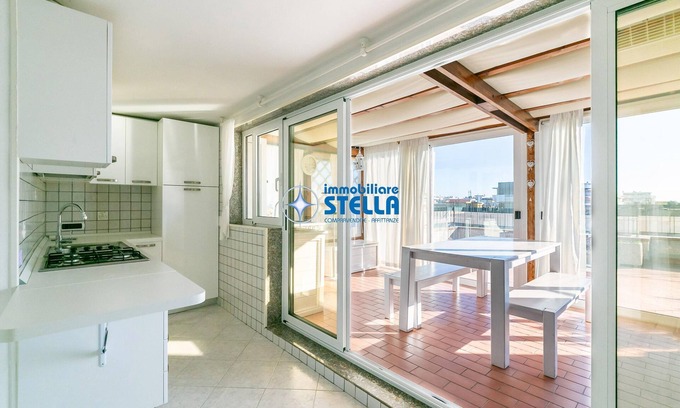 Jesolo Apartment | * Attic * London Condominium
