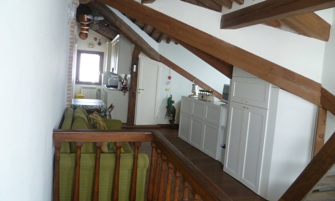 Castello Apartment | Attic with roof terrace near the Biennale