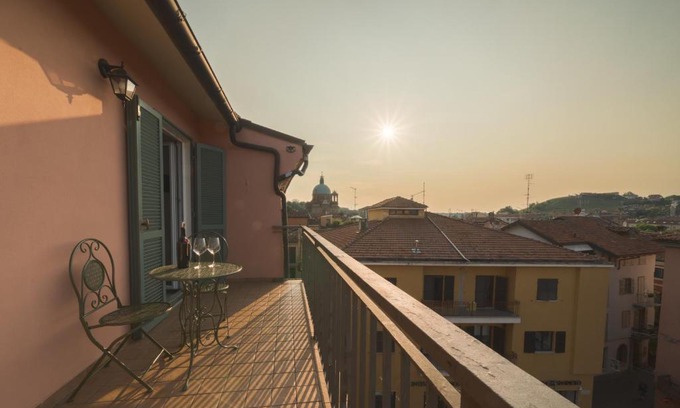 Dogliani Apartment | Attico Dogliani Centro LanghExplorer