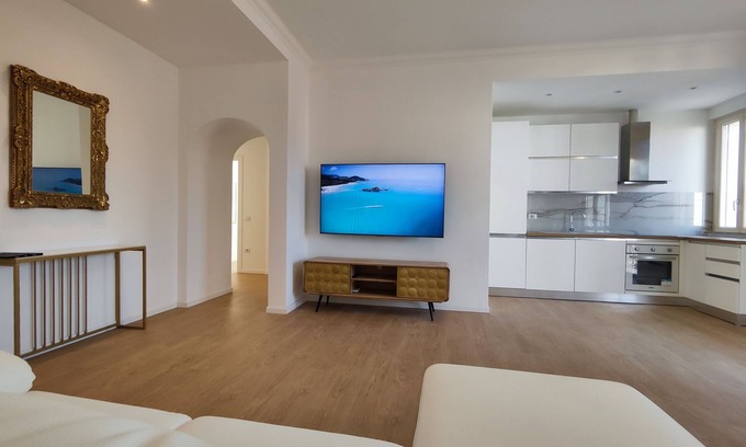 Olbia City Centre Apartment | Attico Vespucci Luxury Penthouse
