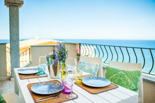 Castelsardo Historic Centre Apartment | Attico vista mare a Castelsardo con terrazzo panoramico