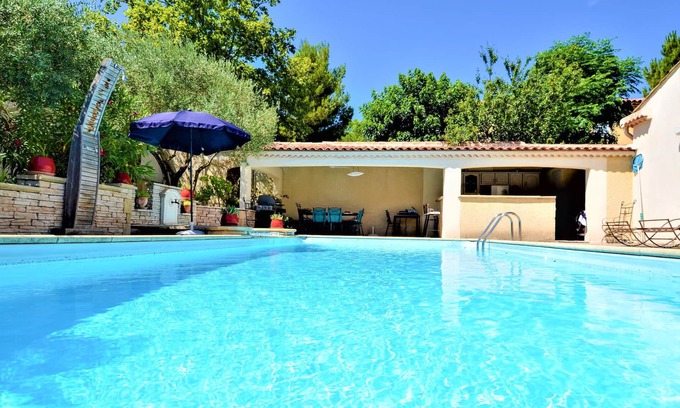 Saint-Saturnin-les-Avignon House | Attractive, air-conditioned vacation home with private swimming pool.