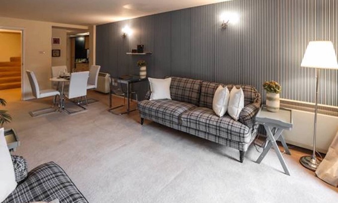 Queen's Gate Apartment | Attractive, Clean 1bed 1bath, South Kensington