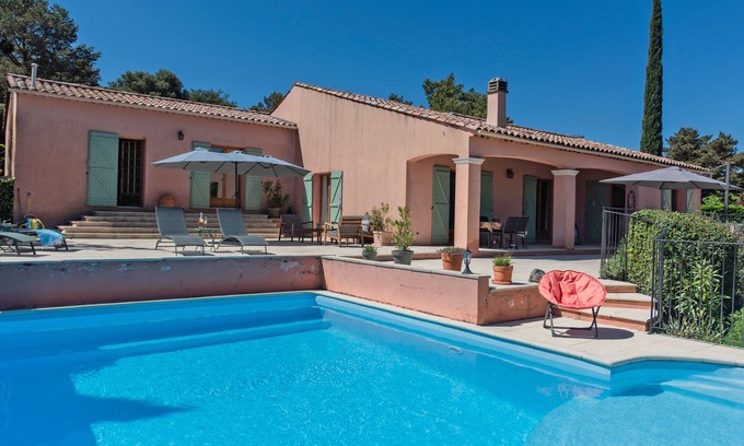 Ampus House | Attractive villa with private pool, tenniscourts