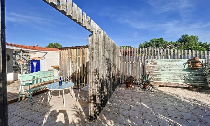 Torreilles-Plage Villa | ATYPICAL VILLA IN VILLAGE DES SABLES DIRECT ACCESS TO TORREILLES BEACH