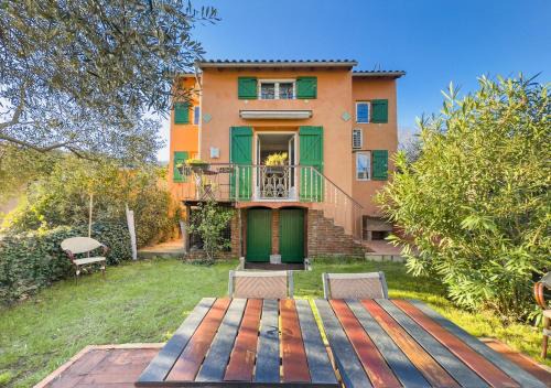 Collobrieres House | Au bord de la rivière-Classé 2 étoiles