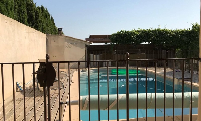 Beaumes-de-Venise House | Au Cœur de la Provence, Maison au Calme Entourée de Vignes à Beaumes-de-venise!