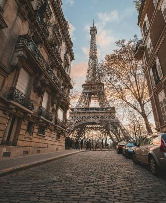 Faubourg-du-Roule Apartment | Au cœur des Champs Élysées