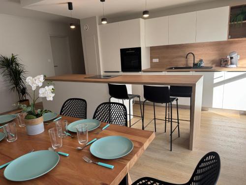La Celle-sous-Gouzon Apartment | Au cœur du vieux port de Pornic