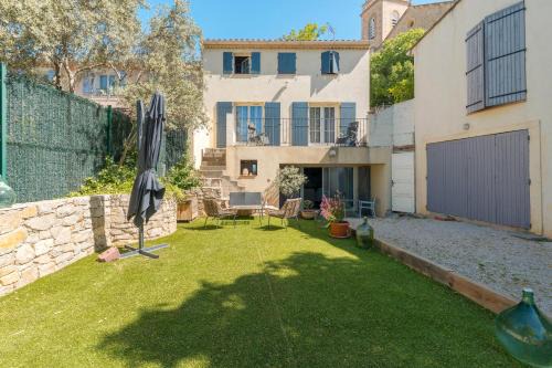 Puyloubier Apartment | Au pied de la Sainte Victoire
