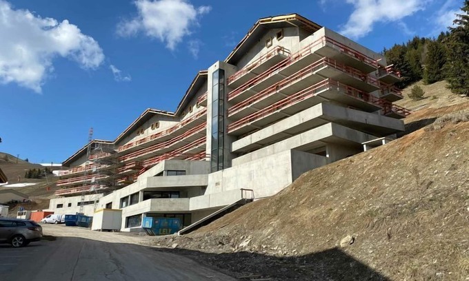 Auris Condo | Au pied des Pistes! Apt Lumineux + Accès Piscine