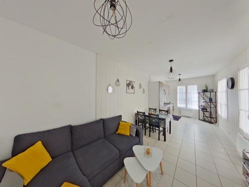 Chatellerault Apartment | Au ptit palais