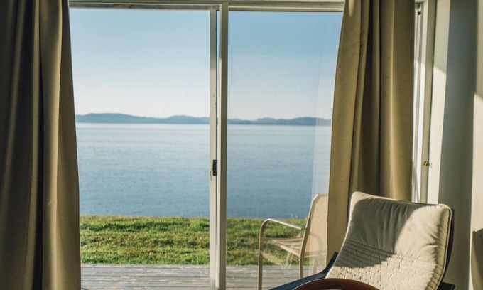 Notre-Dame-du-Portage Hotel | Auberge sur mer
