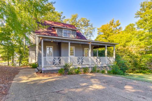 Smith Mountain Estates House | Auburn Game Day Getaway on Lake Martin with Dock!