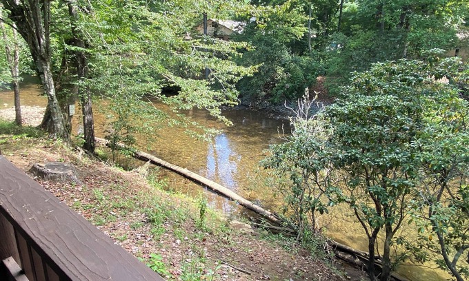Hiawassee Cabin | Aug last minute discounts, Listen To The River Catch Release Fishing. Dogs Ok