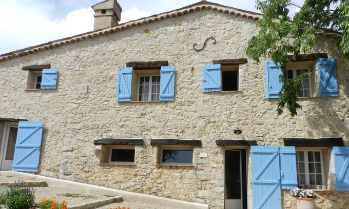 Saint-Cezaire-sur-Siagne House | Authentic Provencal farmhouse