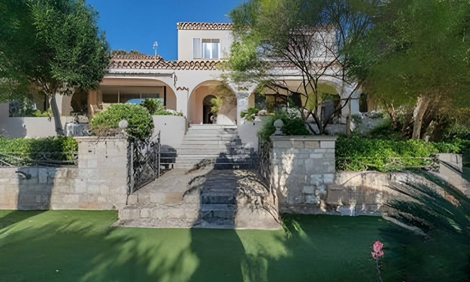 Bandol Villa | Authentic Villa