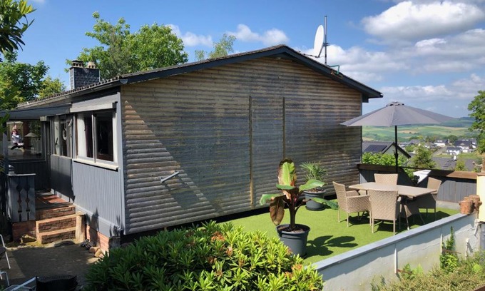 Weyer Ski Chalet | Authentiek, Vintage Chalet aan de Bosrand