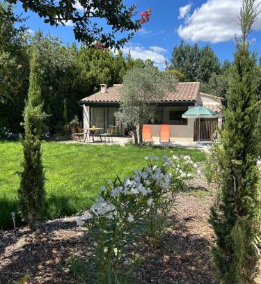 Arles House | Aux portes d'Arles, havre de paix entre Alpilles et Camargue, calme et campagne
