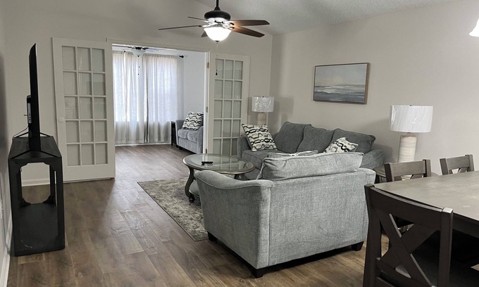 Valdosta House | Available August 1st. Discount for 30 days or more.