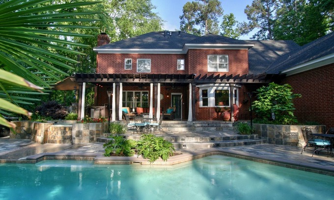 Evans House | Available Year Round! Enjoy the Outdoor Living!