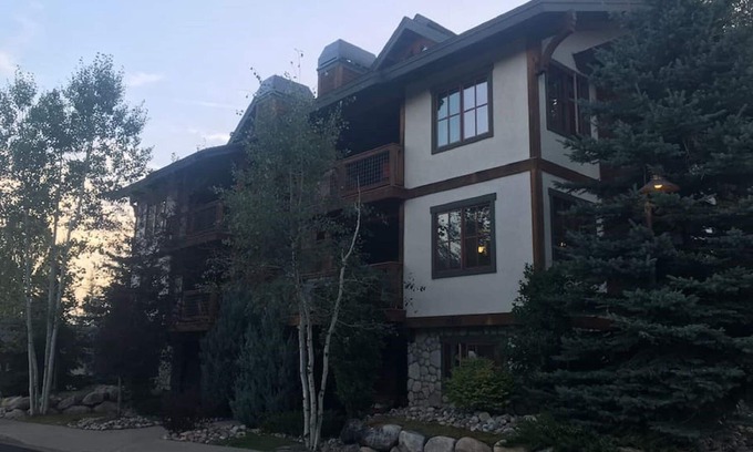 Steamboat Springs Condo | Avalon Estates: The Pines at Orehouse Plaza